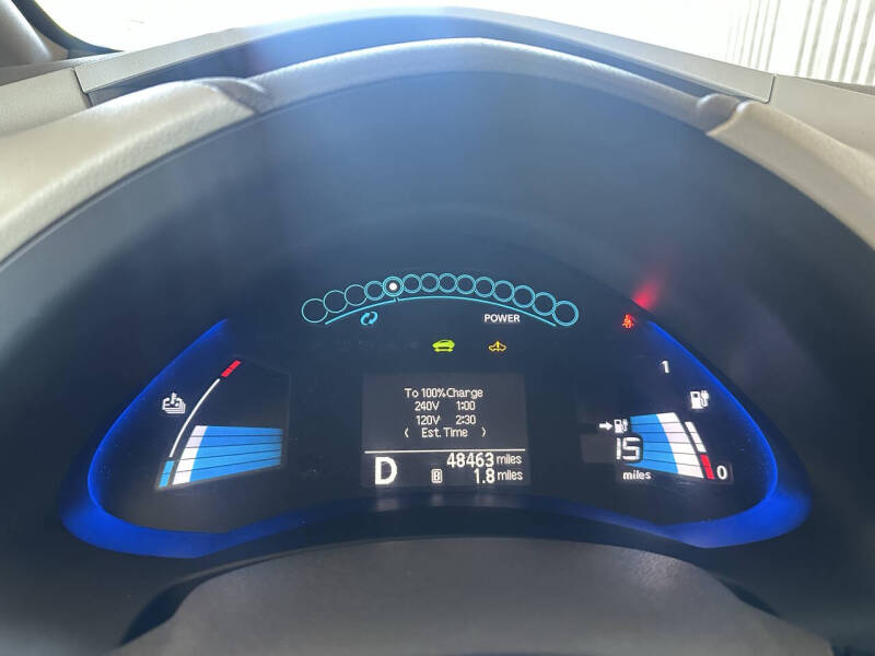 2011 Nissan LEAF SL