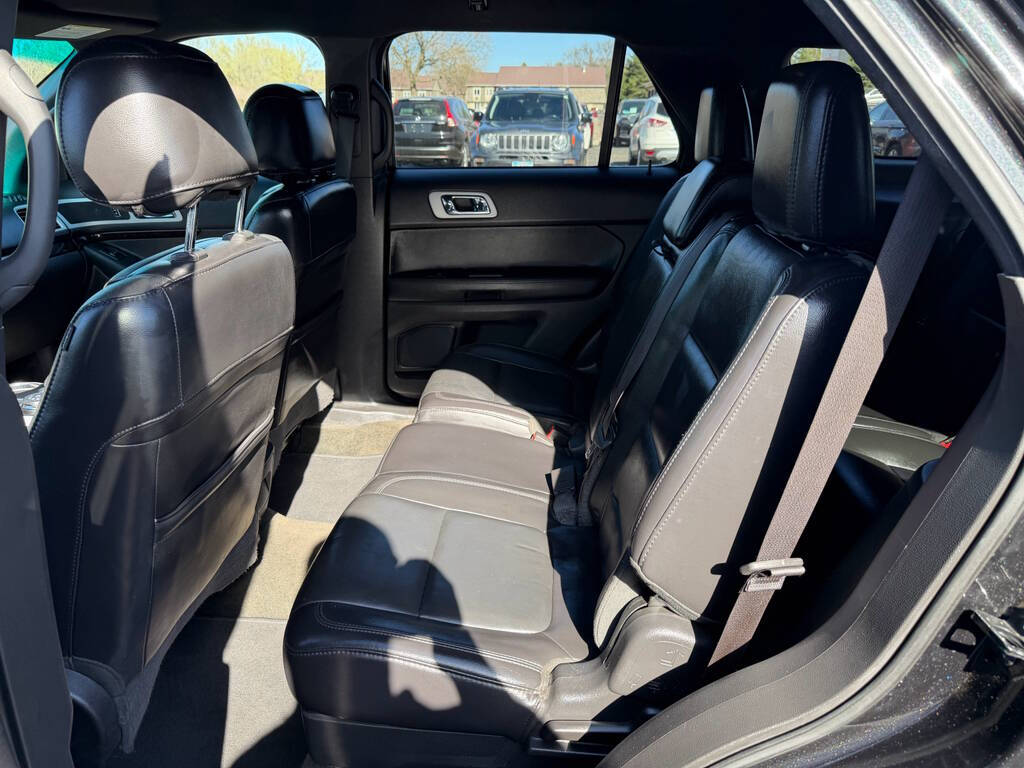 2014 Ford Explorer 10