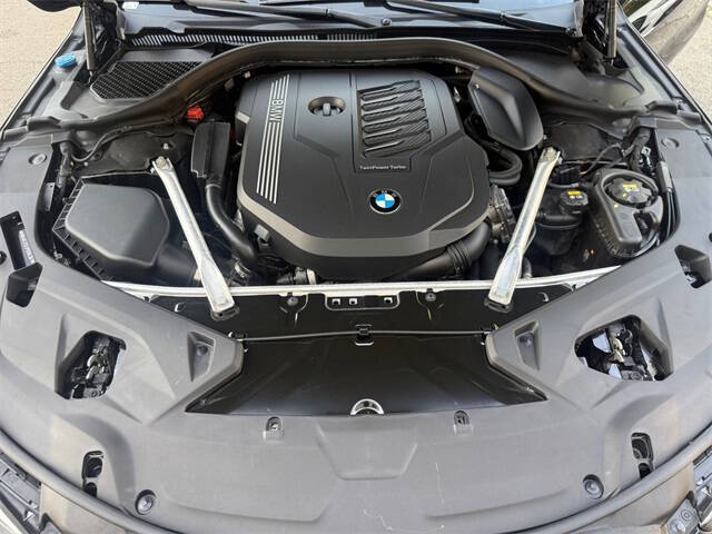 2023 BMW 8 Series 840i