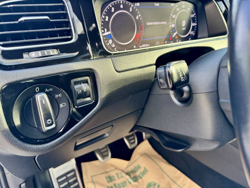 2019 Volkswagen Golf R 4Motion