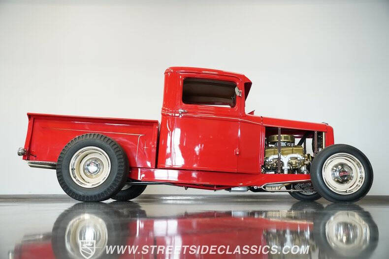 1932 Ford F-100