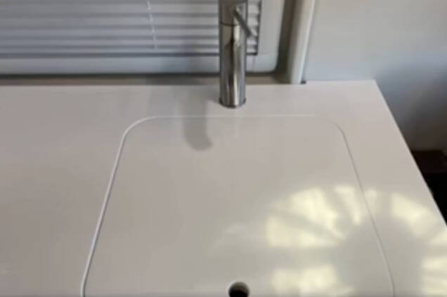 2020 Winnebago Boldt 70KL