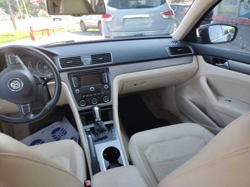 2014 Volkswagen Passat 1.8T SE PZEV