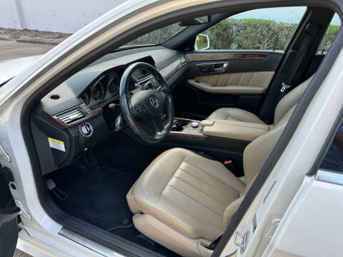 2011 Mercedes-Benz E-Class E 550 Sport