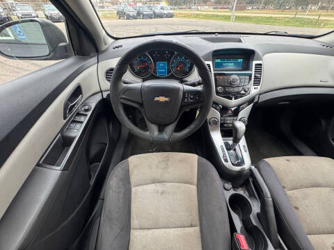 2014 Chevrolet Cruze LS Auto