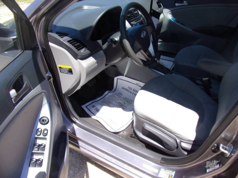 2016 Hyundai Accent SE