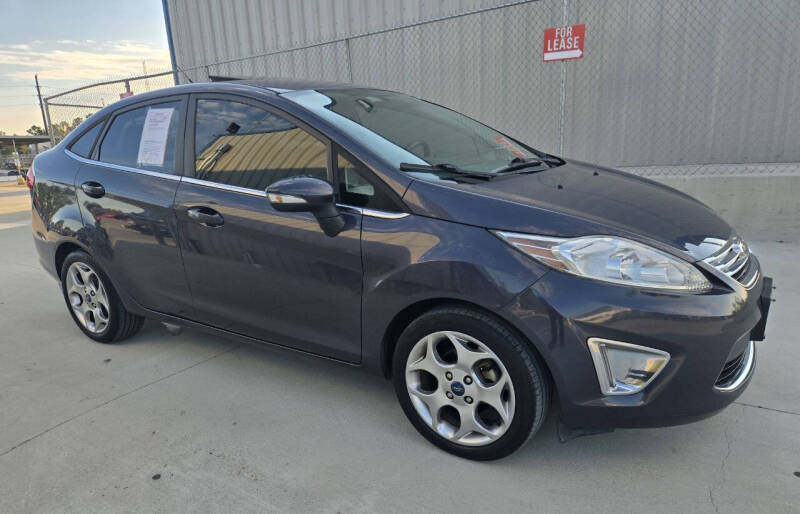 2013 Ford Fiesta Titanium photo 8