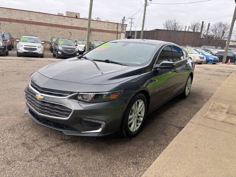 2017 Chevrolet Malibu 1LT photo 4