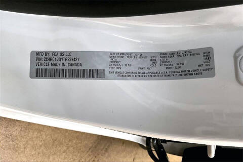 2026 Chrysler Pacifica Select