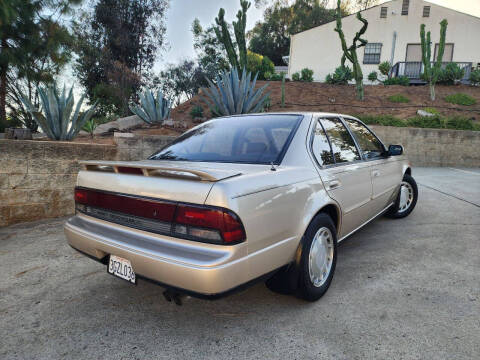 1994 Nissan Maxima SE