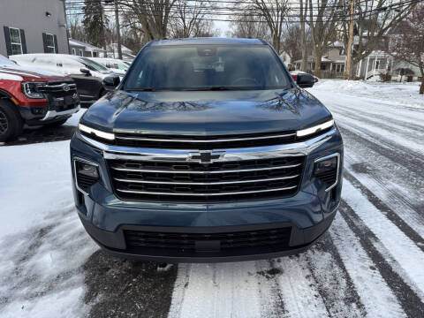 2025 Chevrolet Traverse LT