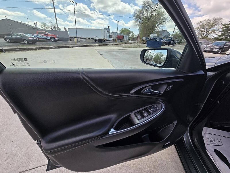 2017 Chevrolet Malibu LT