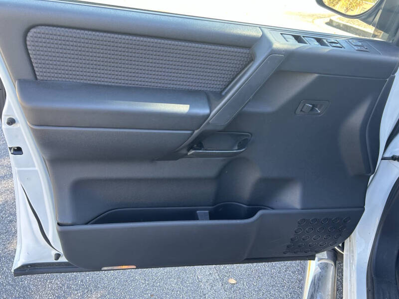 2011 Nissan Titan SL