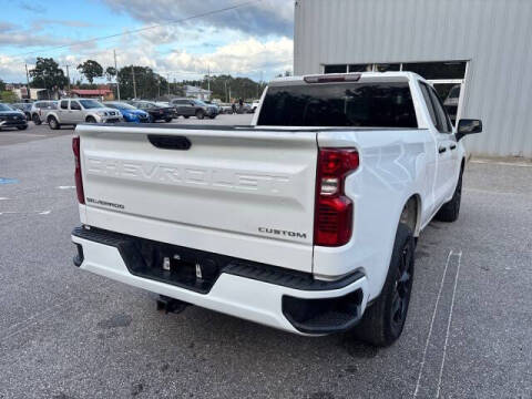 2024 Chevrolet Silverado 1500 Custom
