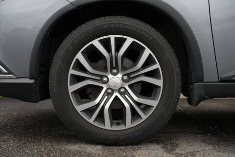 2016 Mitsubishi Outlander SE