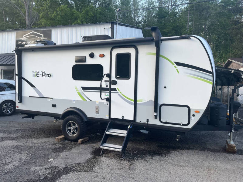 2022 2022 Flag staff 20BHS