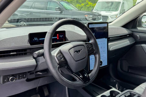 2025 Ford Mustang Mach-E Select