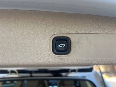 2014 Chevrolet Suburban LTZ