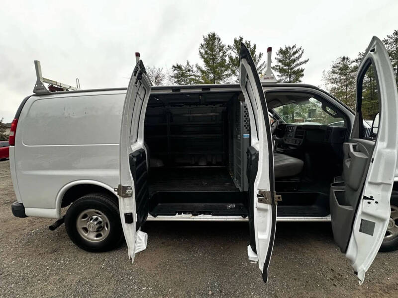 2017 Chevrolet Express 2500