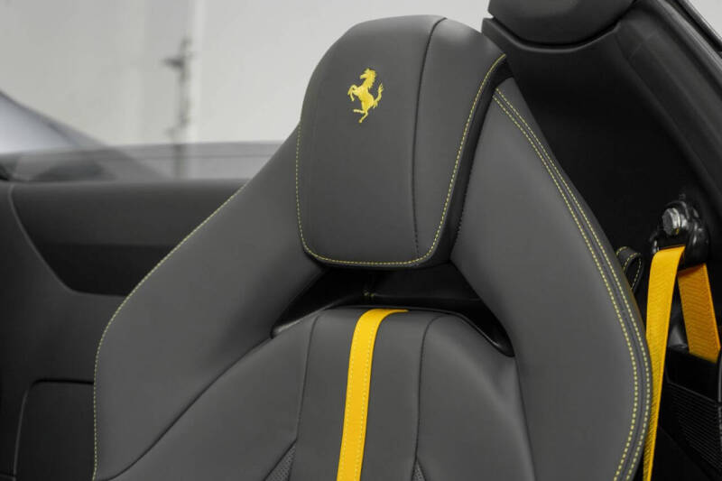 2023 Ferrari 812 GTS