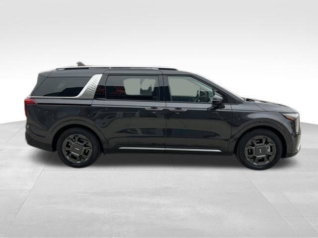 2025 Kia Carnival SX