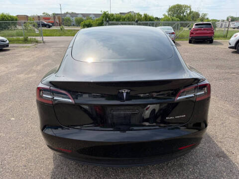 2022 Tesla Model 3 Long Range