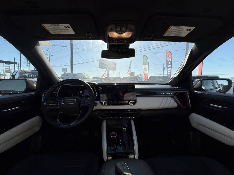 2023 GMC Canyon AT4X