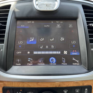 2012 Chrysler 300 Limited