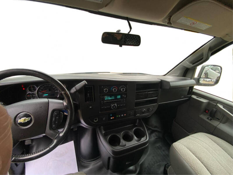 2020 Chevrolet Express 2500