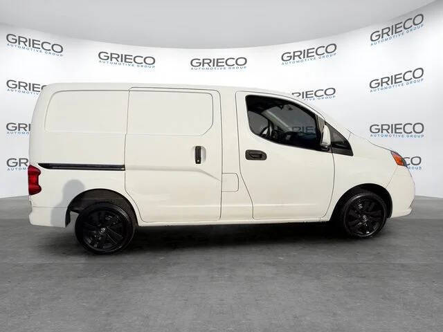 2017 Nissan NV200 SV