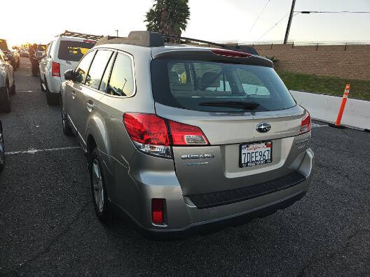 2014 Subaru Outback 2.5i