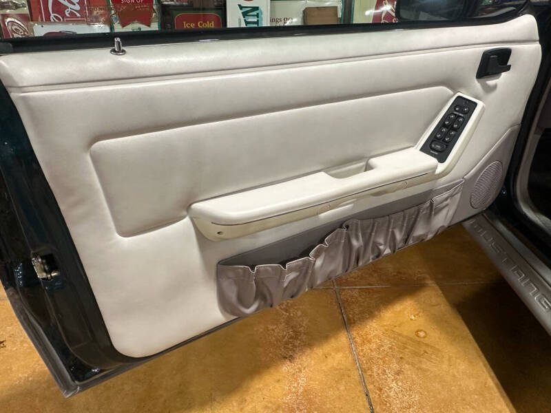 1992 Ford Mustang GT