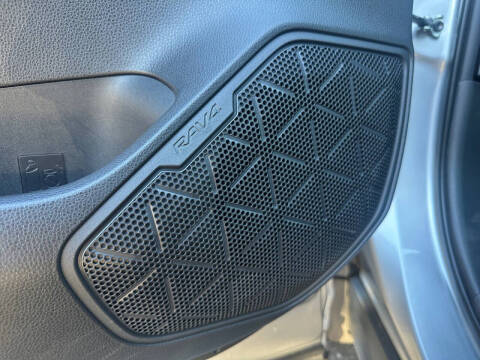 2021 Toyota RAV4 Hybrid XLE Premium