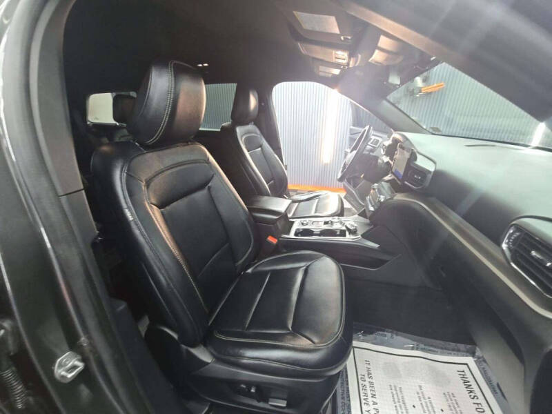 2020 Ford Explorer XLT
