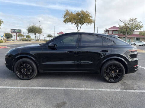 2020 Porsche Cayenne S Coupe