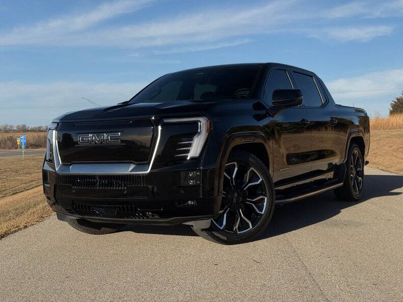 2025 GMC Sierra EV Denali