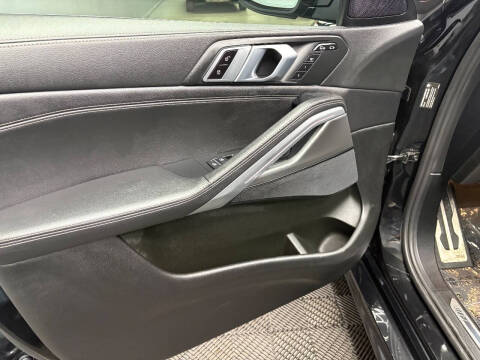 2021 BMW X6 sDrive40i