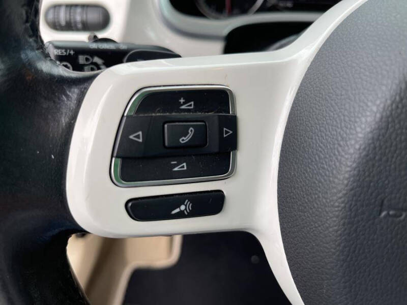 2013 Volkswagen Beetle