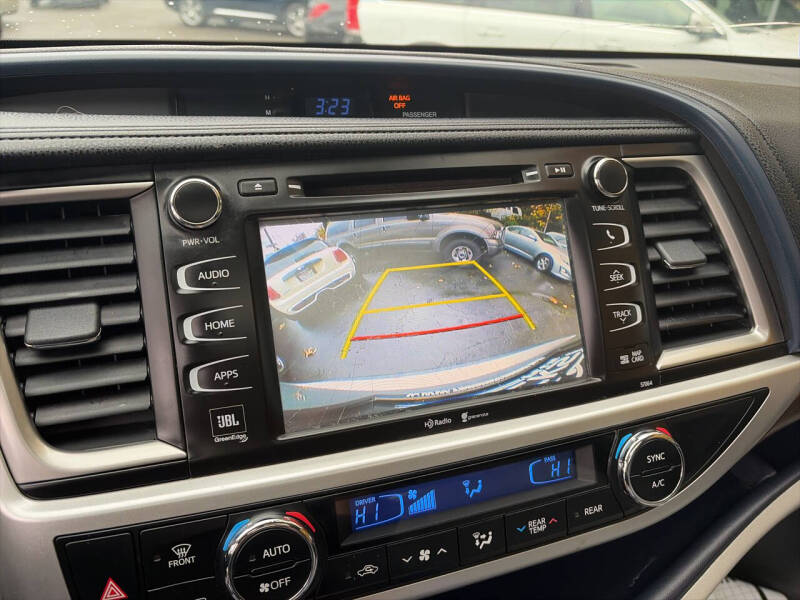 2015 Toyota Highlander Limited Platinum