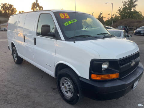 2005 Chevrolet Express for sale at 1 NATION AUTO GROUP in Vista CA