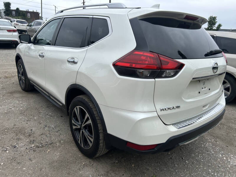 2017 Nissan Rogue SL