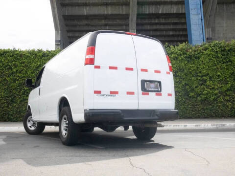 2021 Chevrolet Express 2500