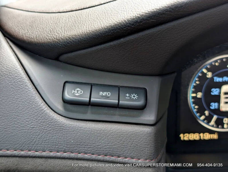 2015 Cadillac Escalade Luxury