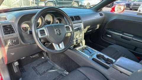 2014 Dodge Challenger SXT