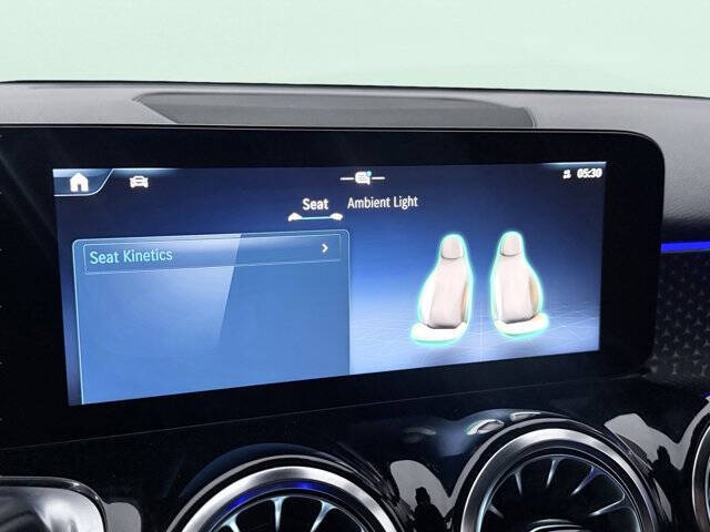 2024 Mercedes-Benz GLB GLB 250 4MATIC