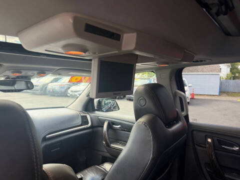 2016 GMC Acadia Denali