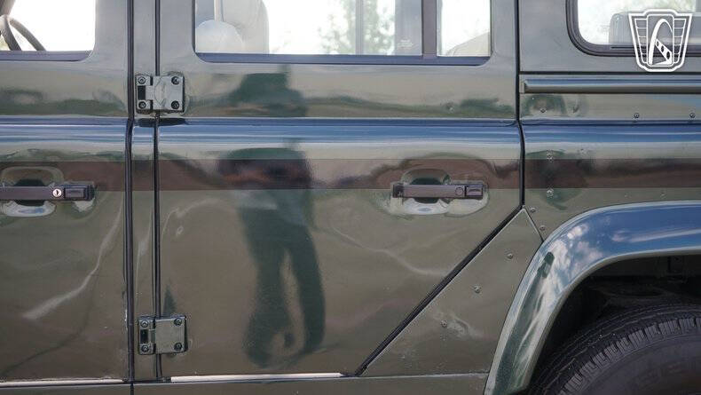 1999 Land Rover Defender