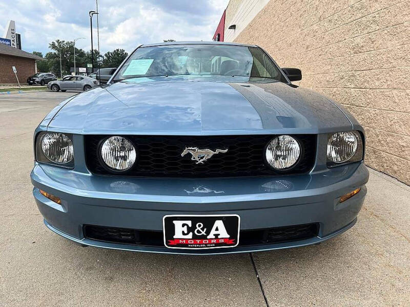 2005 Ford Mustang