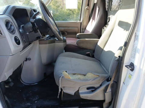 2014 Ford E-Series E-350 SD
