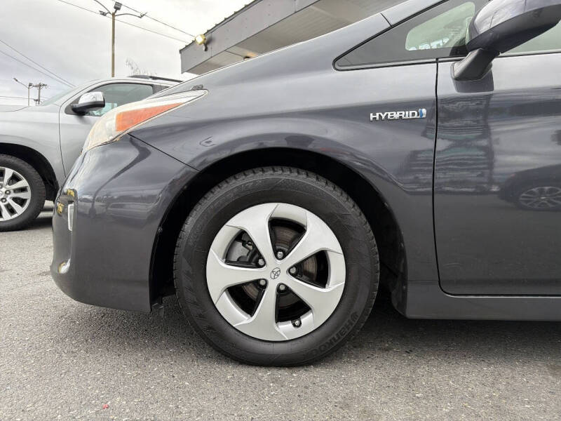 2014 Toyota Prius Four
